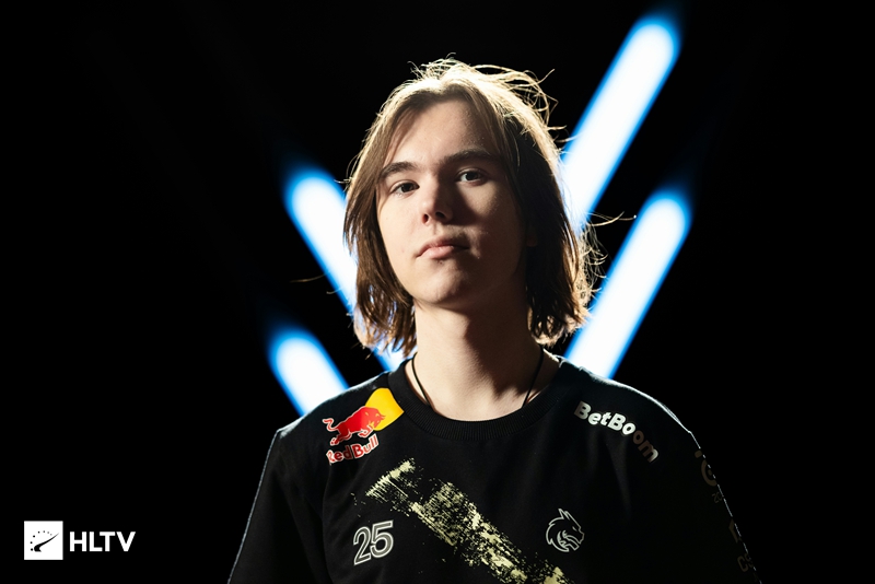 更是对自我 更是对自我