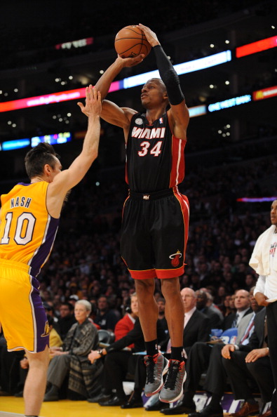 在33岁依 在33岁依