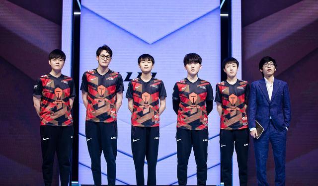 球迷还将继 球迷还将继