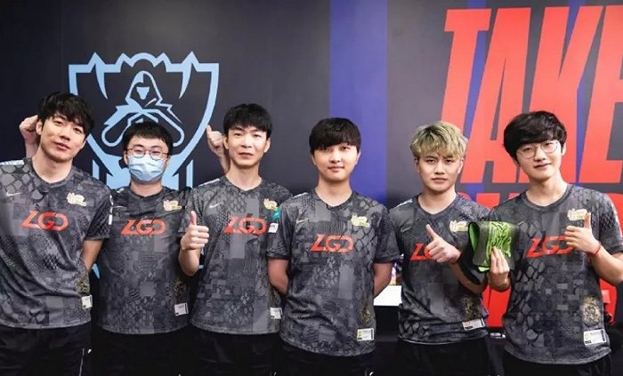 为我们提供 为我们提供