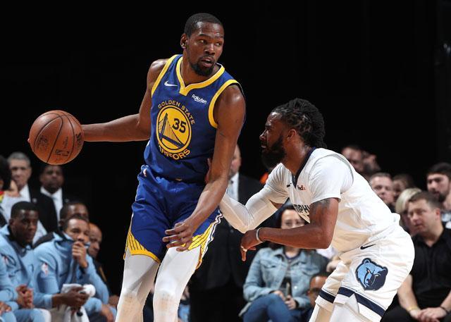 他们不仅带 他们不仅带