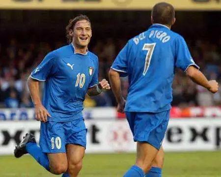 他善于观察 他善于观察