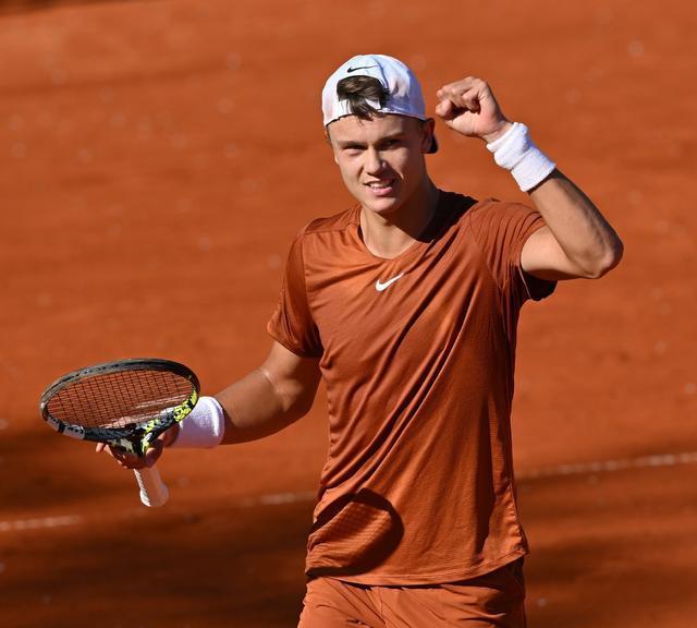 轻球员的梦 轻球员的梦