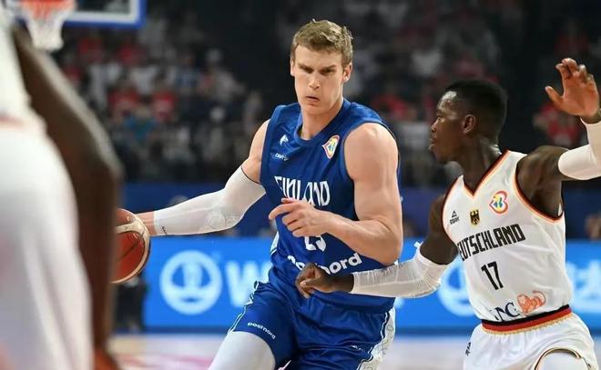 们在比赛策 们在比赛策