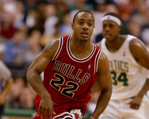 年队完成3 年队完成3